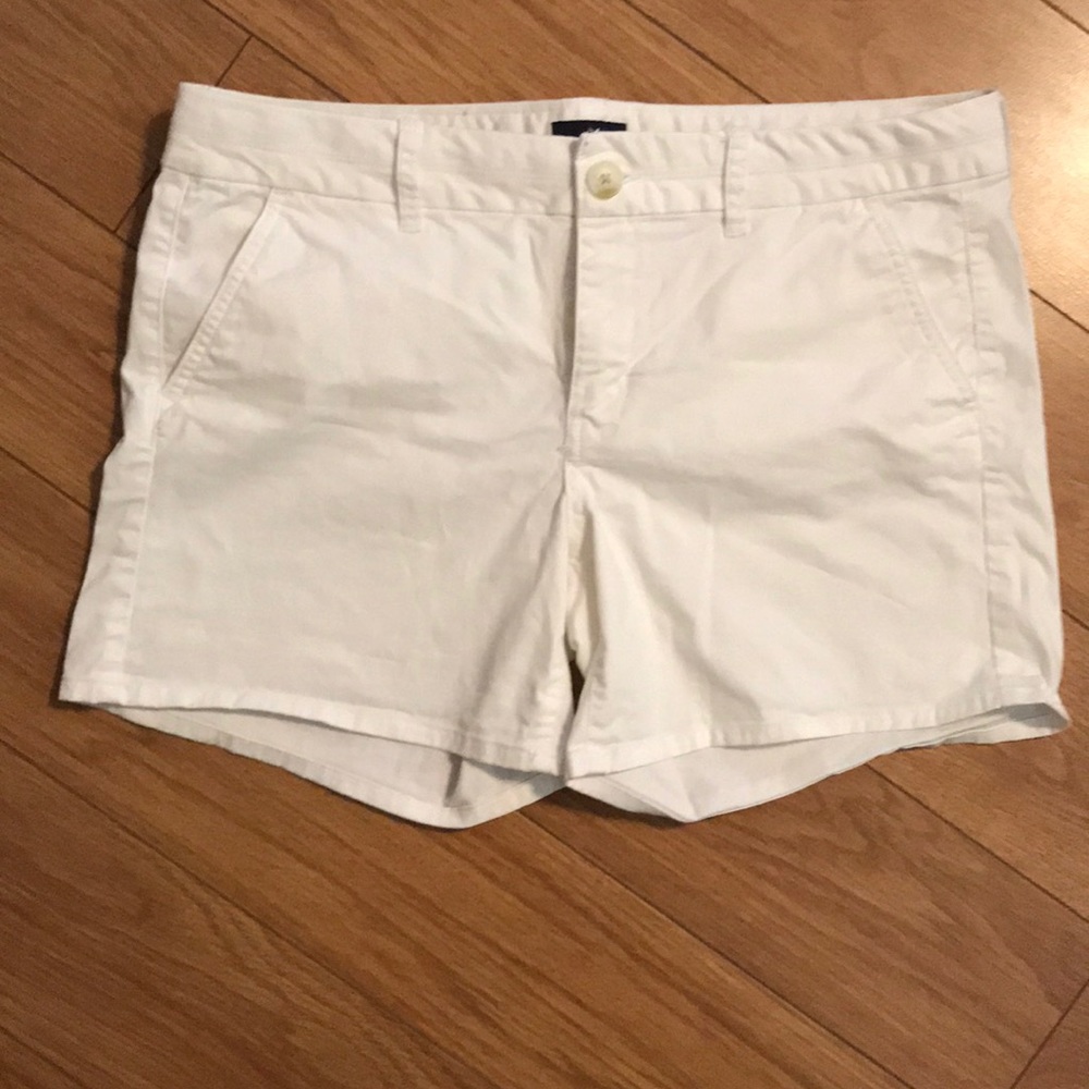 American eagle Midi shorts in White